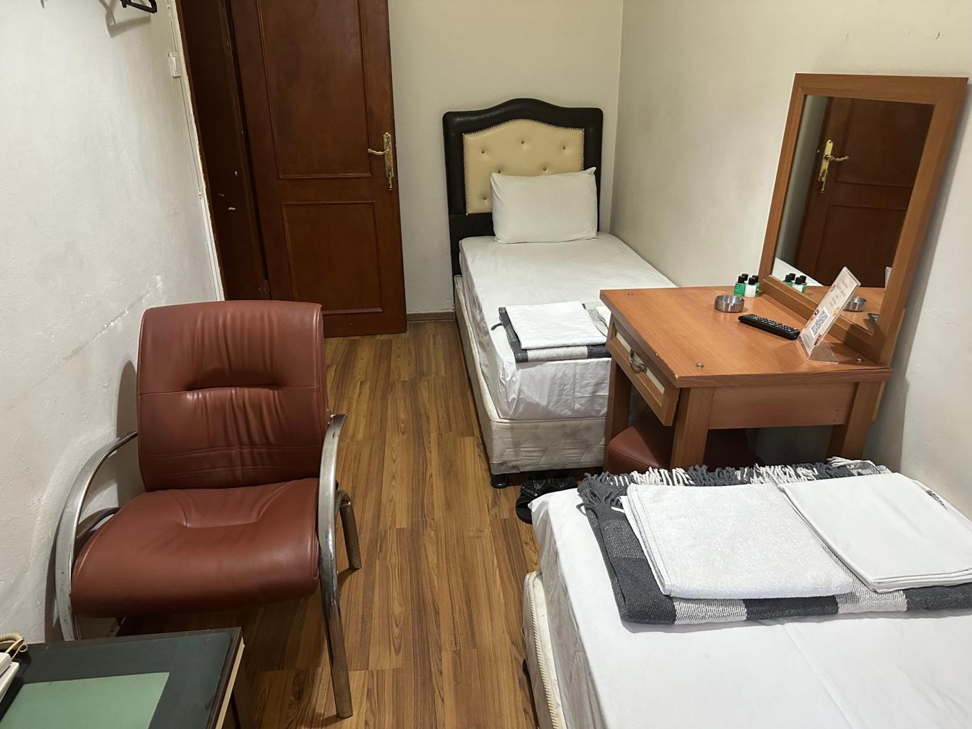 Hotel Hoyuk Istanbul Bagian luar foto